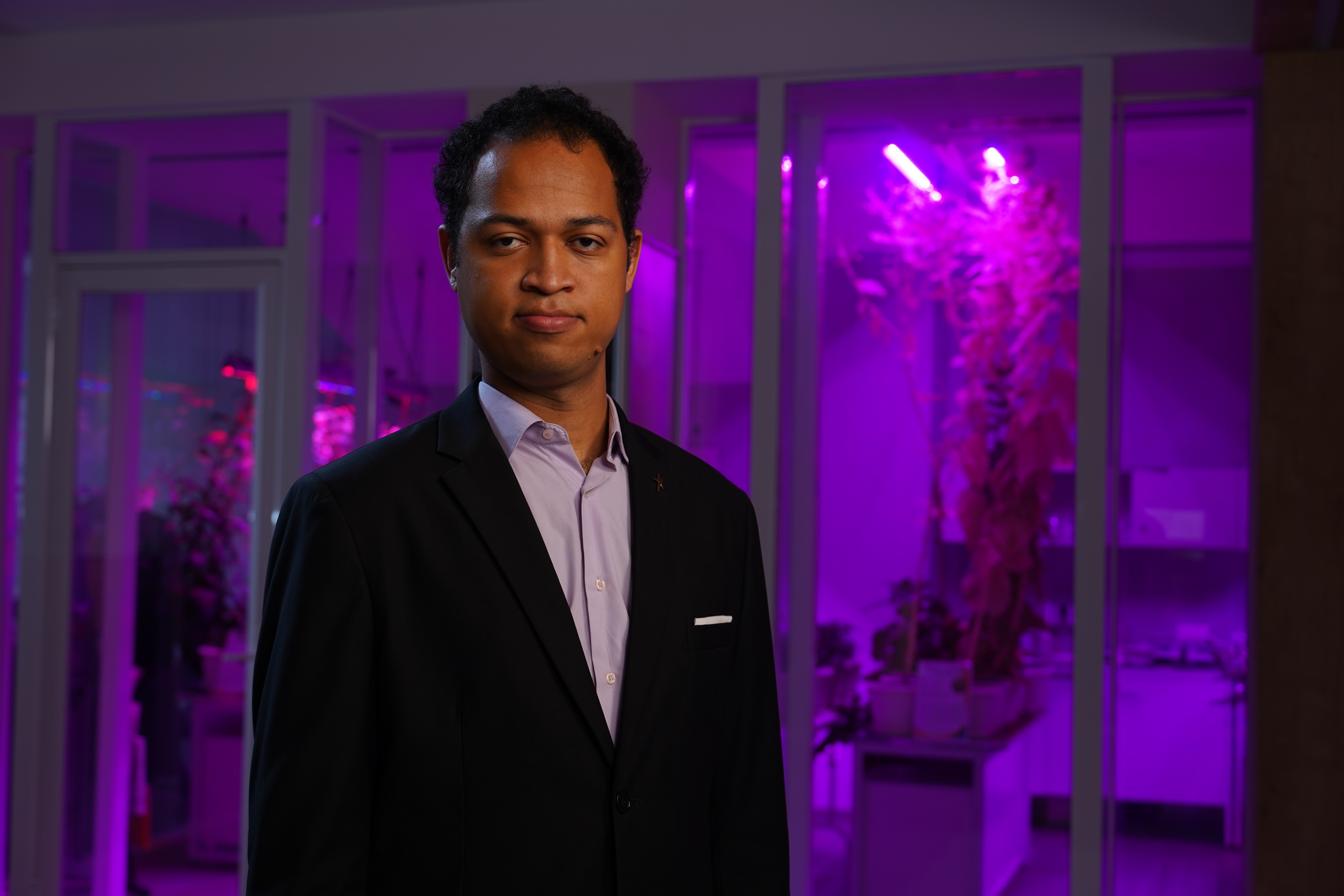 Тамбура Бакари